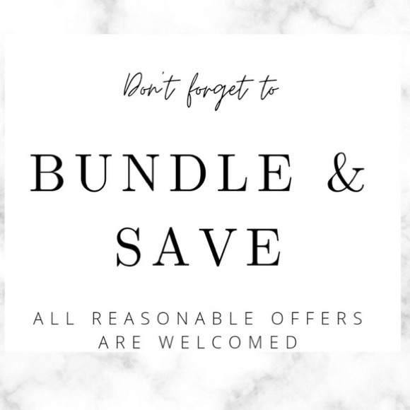 Welcome to my closet 💕 - Picture 3 of 3